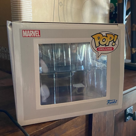 Marvel Black Panther Funko Pop Hollywood Exclusive #1114 Exclusive - Picture 8 of 9